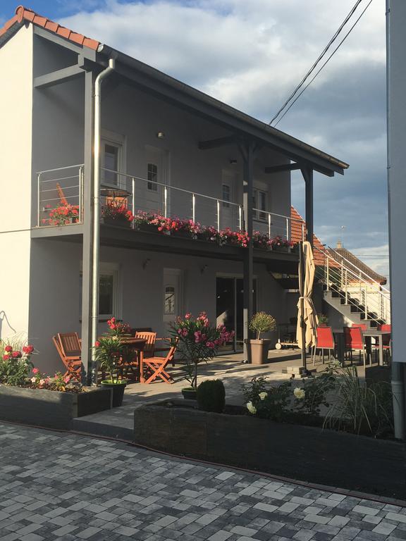 Bed and Breakfast Ried &Co Ёрд Экстерьер фото